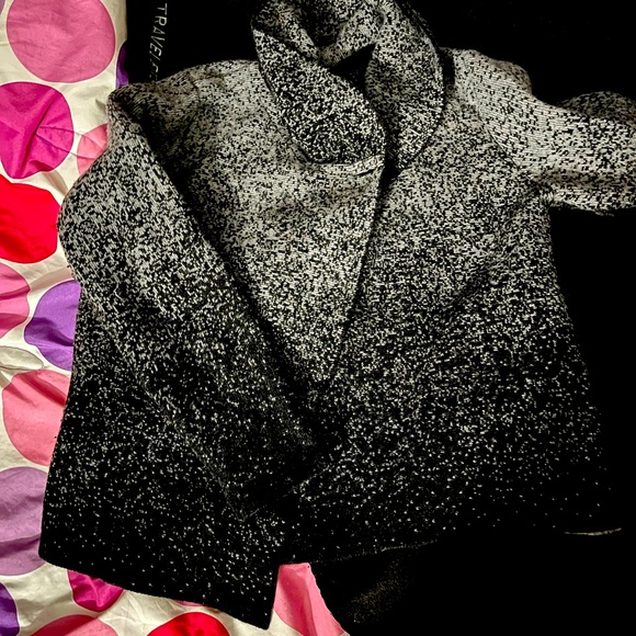 Italian Sweater - Picture 1 of 3